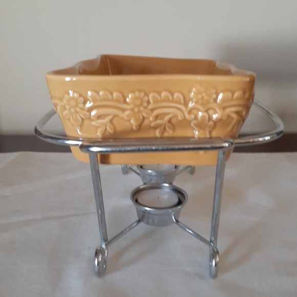 Temptations Ovenware with Warming Unit - Picture 3 of 4